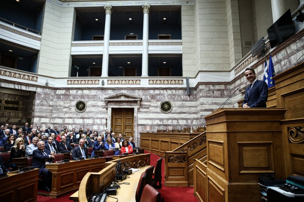 Μητσοτάκης: Ο πήχης της ΝΔ για τις αυτοδιοικητικές – Βάλτε πλάτη ζήτησε από τους βουλευτές ο πρωθυπουργός