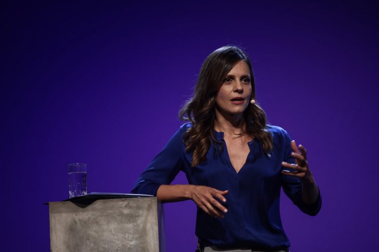 «Με τον Τσίπρα είχα σχέση απόλυτης εμπιστοσύνης και συνεργασίας» – Νέες αιχμές Αχτσιόγλου κατά Κασσελάκη