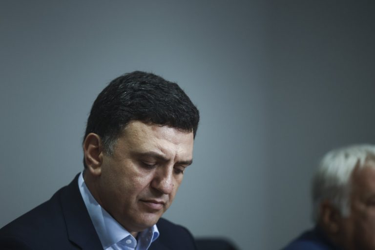 «Δεν έχω μάθει να φυγομαχώ» – Κλείνει ο Κικίλιας τα σενάρια παραίτησης