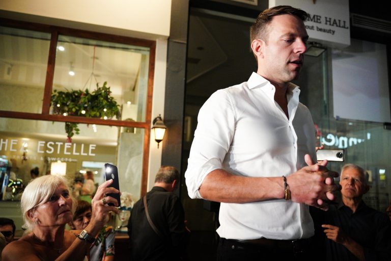 «Μας συμφέρει ο Κασσελάκης», λένε Τούρκοι ρεπουμπλικάνοι – Δεν θα αξιολογήσει «το παιδί» ο Κύπριος πρέσβης