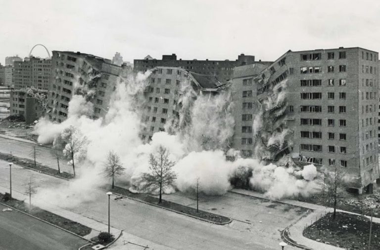 Koyaniskaatsi στο Ηρώδειο – Μια ταινία για τον πλανήτη πιο επίκαιρη από ποτέ