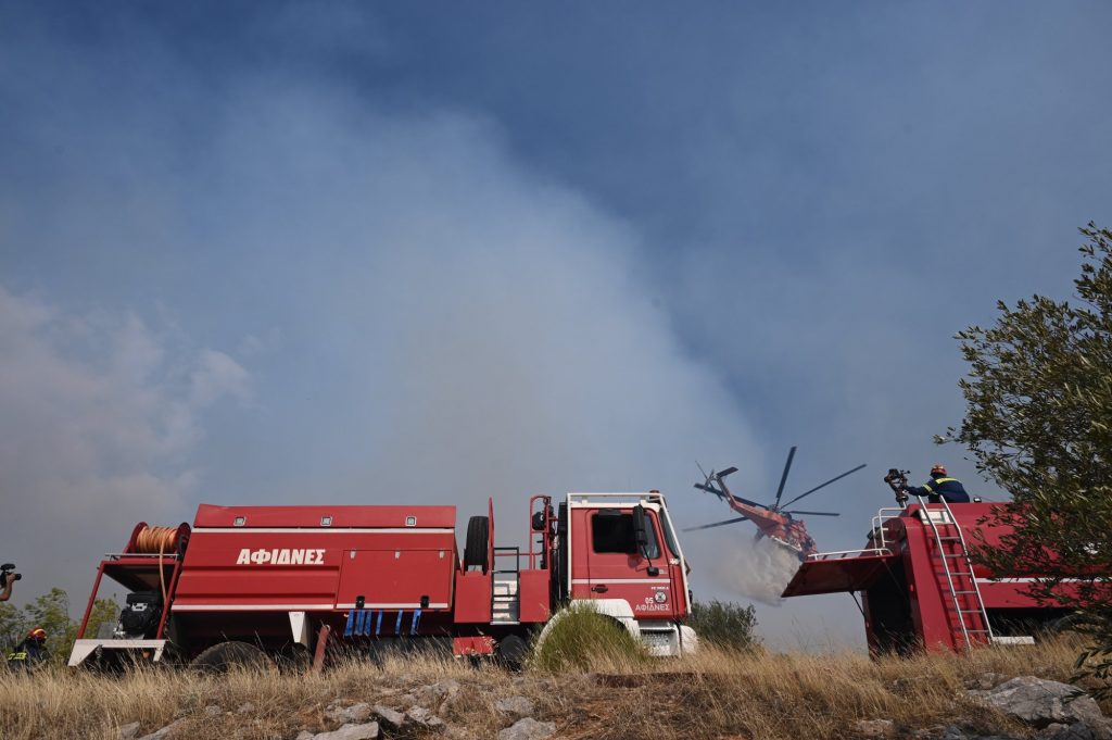 Υπό έλεγχο η φωτιά στο Μαρκόπουλο Ωρωπού – 31 δασικές πυρκαγιές εκδηλώθηκαν το τελευταίο 24ωρο