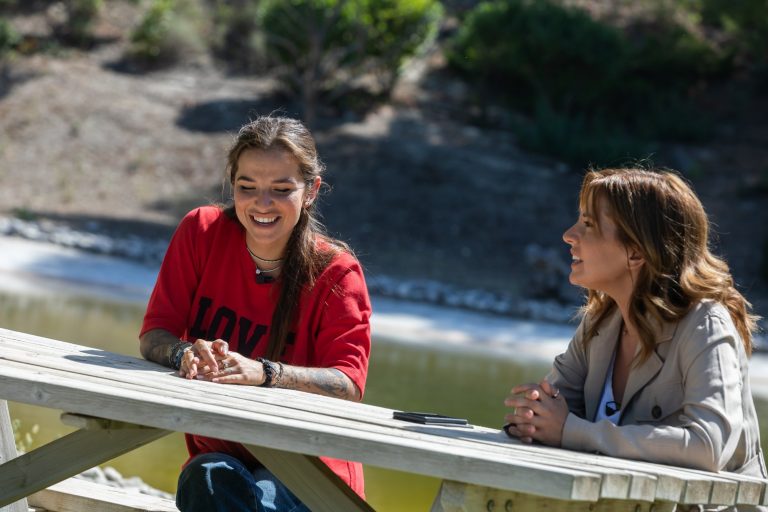 Η «Μεγάλη Εικόνα» με τη Νίκη Λυμπεράκη στο MEGA