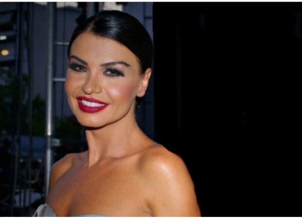 Νίνα Λοτσάρη: «Με ενόχλησε που στην περίοδο του χωρισμού μου ακουστήκαν διάφορα»