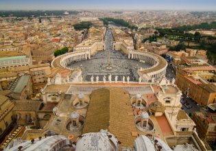 «Οικουμενική Ολονυκτία Προσευχής» στο Βατικανό: Ενώνουν τις προσευχές τους θρησκευτικοί ηγέτες