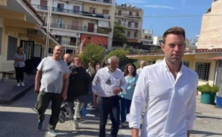 Ο Κασσελάκης την «έσβησε», αλλά τον στοιχειώνει η σκιά της… – Πόλεμος photoshopάδων