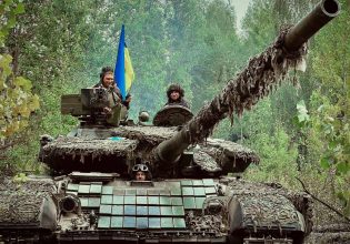 Πόλεμος στην Ουκρανία: «Ρωγμή» στην ΕΕ η ανακοίνωση της Πολωνίας για την προμήθεια όπλων – «Δώρο στον Πούτιν»