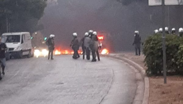 Πανεπιστημιούπολη: Επεισόδια στην Ούλωφ Πάλμε – Διακοπή της κυκλοφορίας