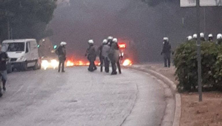 Πανεπιστημιούπολη: Επεισόδια στην Ούλωφ Πάλμε – Διακοπή της κυκλοφορίας