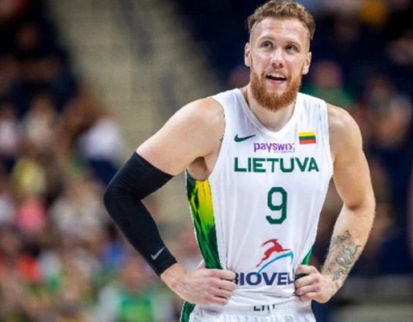 Φουλάρει για Μπραζντέικις ο Ολυμπιακός