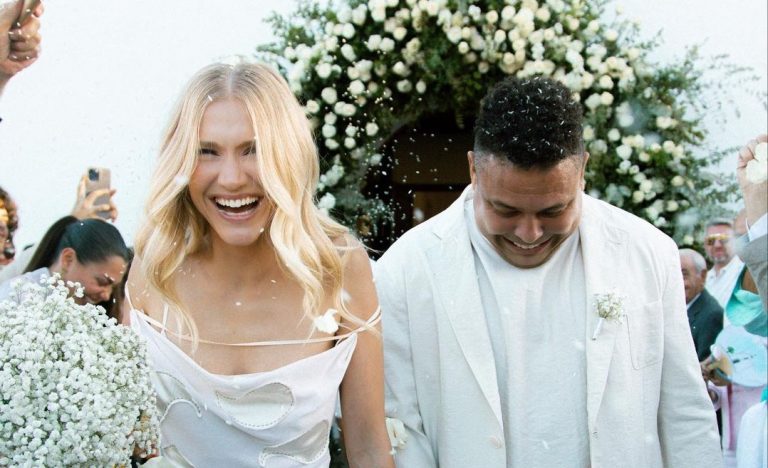 Ο θρύλος του ποδοσφαίρου Ρονάλντο παντρεύτηκε την αγαπημένη του στην Ίμπιζα