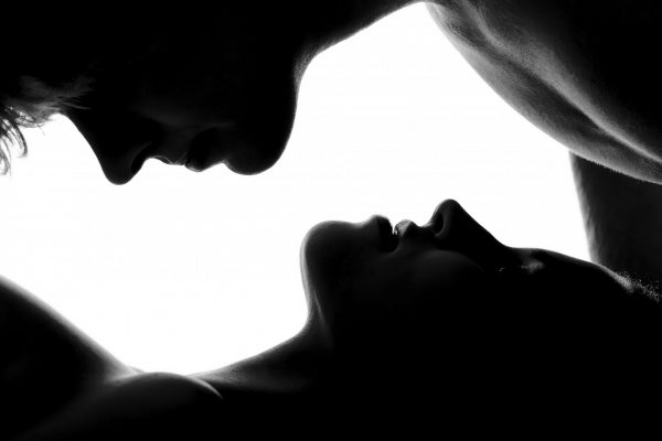 TikTok: «Sugar daddy» ο αμερικανικός στρατός; – Αναρτήσεις, «ψέματα» και βιντεάκια