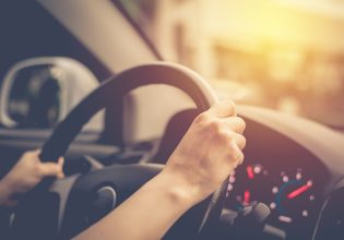 Τα 10 λάθη που «σκοτώνουν» το αυτοκίνητό μας