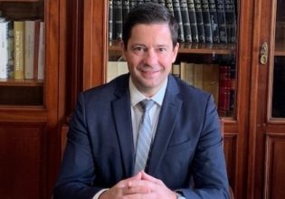 «Ευόδωση όλων των στόχων μας» ευχήθηκε ο νέος πρύτανης του ΕΚΠΑ, Γεράσιμος Σιάσος