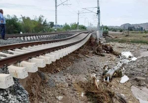 Total destruction of the railway line in Thessaly – no idea when it will reopen
