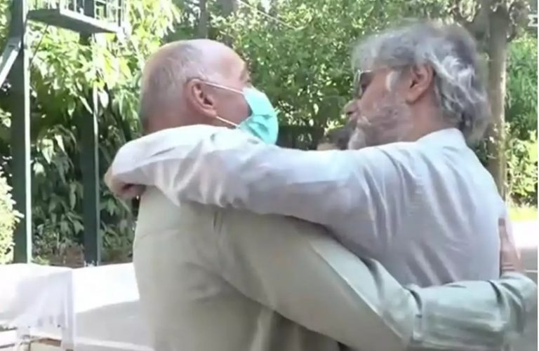 Οδυσσέας Σταμούλης: Συντετριμμένος ο ηθοποιός στο μνημόσυνο του γιου του