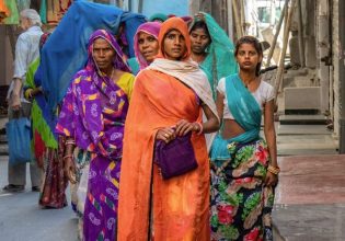 Πώς ο θεσμός της προίκας στην Ινδία τροφοδοτεί μια επιδημία γυναικοκτονιών