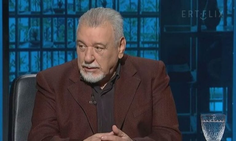 Χαλκιάς για Κασσελάκη: «Δεν υπάρχει λόγος να δηλώνεις τη σεξουαλική σου ταυτότητα»