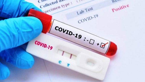 Κοροναϊός: Αυξήθηκαν οι εισαγωγές στα νοσοκομεία – 32 θάνατοι σε μια βδομάδα