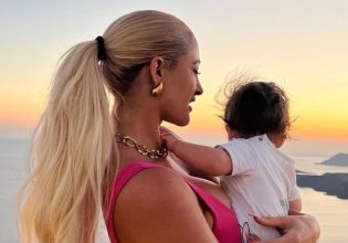 Ιωάννα Τούνη: «Ο κόσμος πάει καλά γενικά;» – Έξαλλη με τα δημοσιεύματα για τον θηλασμό του γιου της