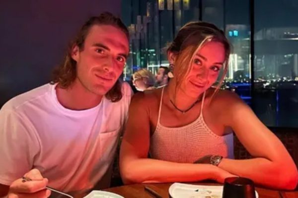 Στέφανος Τσιτσιπάς: Μαζί με την αγαπήμενη του Πάουλα Μπαντόσα σε τολμηρή φωτογράφιση