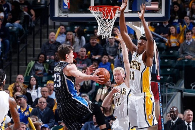 Η απορία του Τέρνερ για τον Χεζόνια