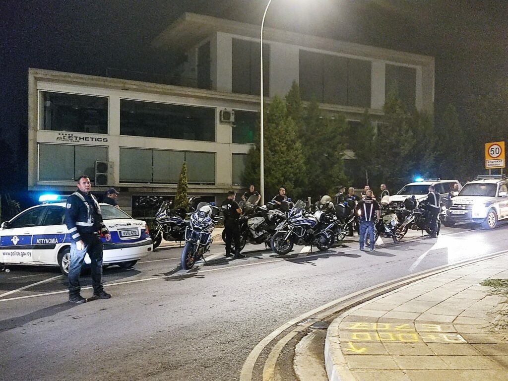 Κύπρος: Τα επεισόδια σε Χλώρακα και Λεμεσό, η ακροδεξιά και η ανάγκη για επιστροφή στη λογική