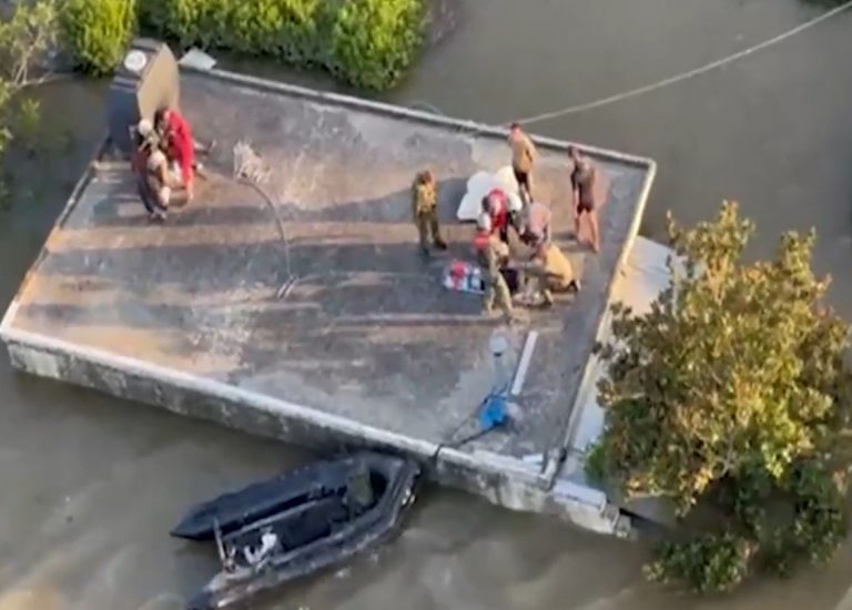 Κακοκαιρία Daniel: Απεγκλωβίστηκαν δια θαλάσσης 24 άτομα από το Χορευτό Πηλίου