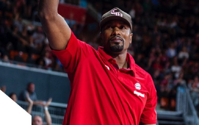 Νοκ άουτ ο Ιμπάκα