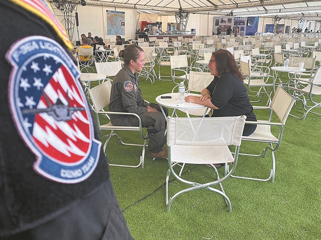 «Ο αντίπαλος δεν ξεχωρίζει εάν στο F-35 είναι άνδρας ή γυναίκα»