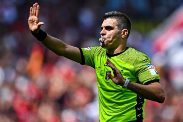 Ο Ιταλός Σιμόνε Σότσα στο ντέρμπι της Λεωφόρου