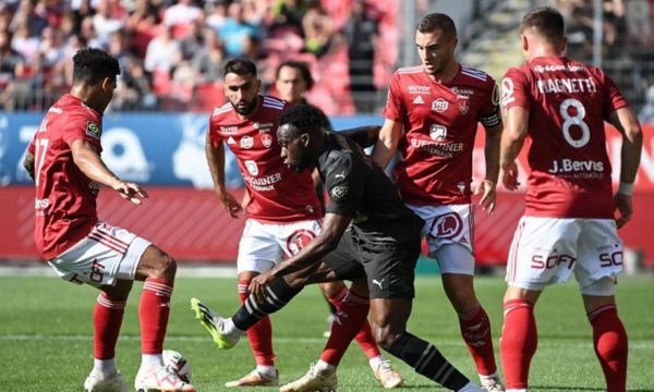 Τρίτη σερί ισοπαλία για τη Ρεν (0-0)