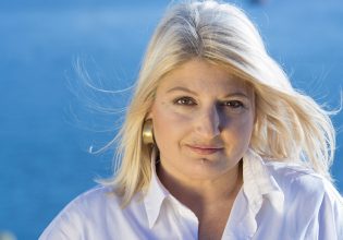 Πρώην βουλευτής του ΣΥΡΙΖΑ αγκαλιάζει τον Ανδρουλάκη και επιστρέφει στο ΠΑΣΟΚ