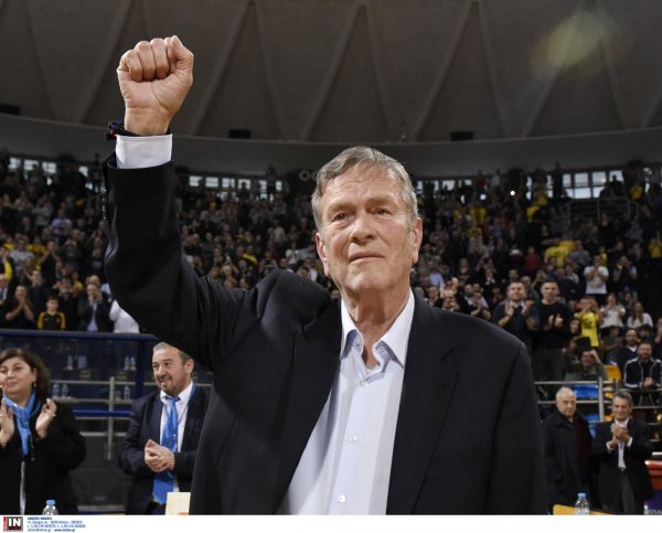 Γιάννης Ιωαννίδης: Οι επικές αντιδράσεις, τα ξεσπάσματα και οι ατάκες του «Ξανθού» που έμειναν στην ιστορία