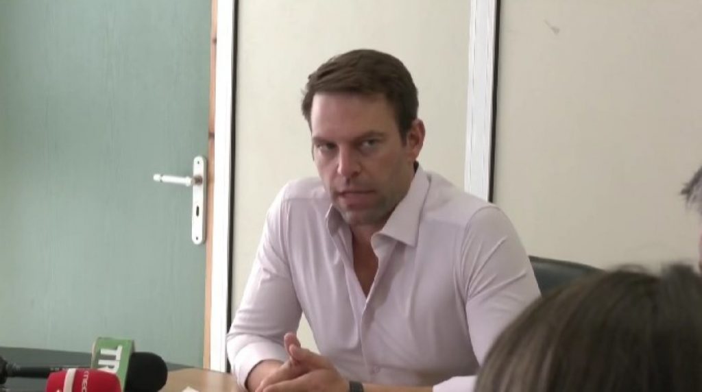 Κασσελάκης: Στον… ανθρώπινο παράγοντα οι ευθύνες για τα Τέμπη