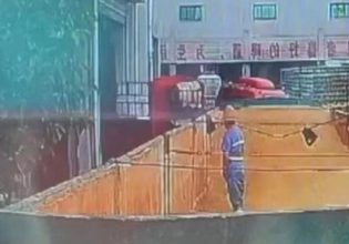 Κίνα: Εργαζόμενος σε μεγάλη ζυθοποιία «πιάστηκε» να ουρεί μέσα σε δεξαμενή μπίρας