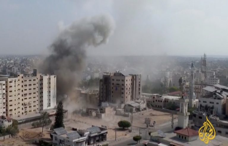 Πόλεμος Ισραήλ – Χαμάς: Συνεχίζονται οι βομβαρδισμοί στη Γάζα – Νέο χτύπημα κοντά σε νοσοκομείο