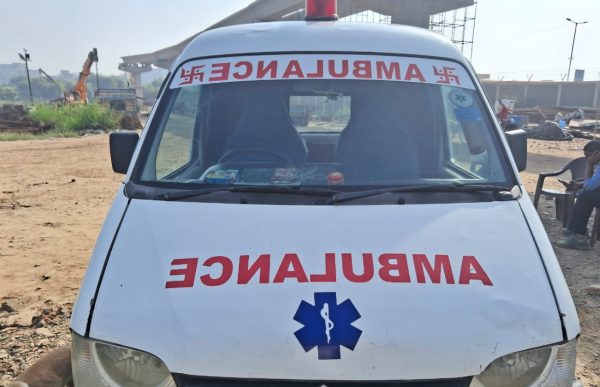 Ινδία: 17χρονη παρασύρθηκε και σκοτώθηκε από μηχανή – Την έριξαν κάτω τραβώντας το μαντήλι της