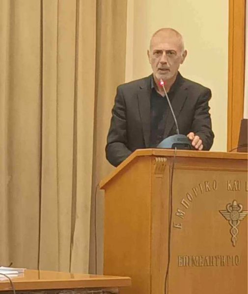 Ο Γιάννης Μώραλης στην παρουσίαση του βιβλίου «Δίκαιο και Γεωπολιτική της Ενέργειας» στο Ε.Β.Ε.Π.