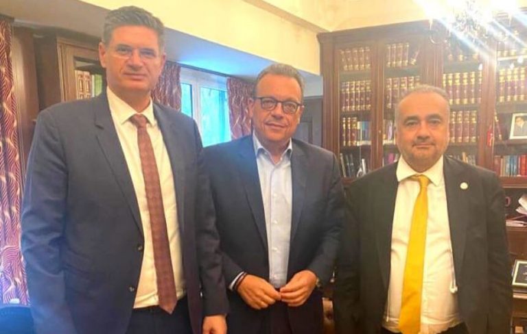 Συνάντηση Φάμελλου με Βερβεσό: Να σταματήσουμε την υποβάθμιση του κράτους δικαίου