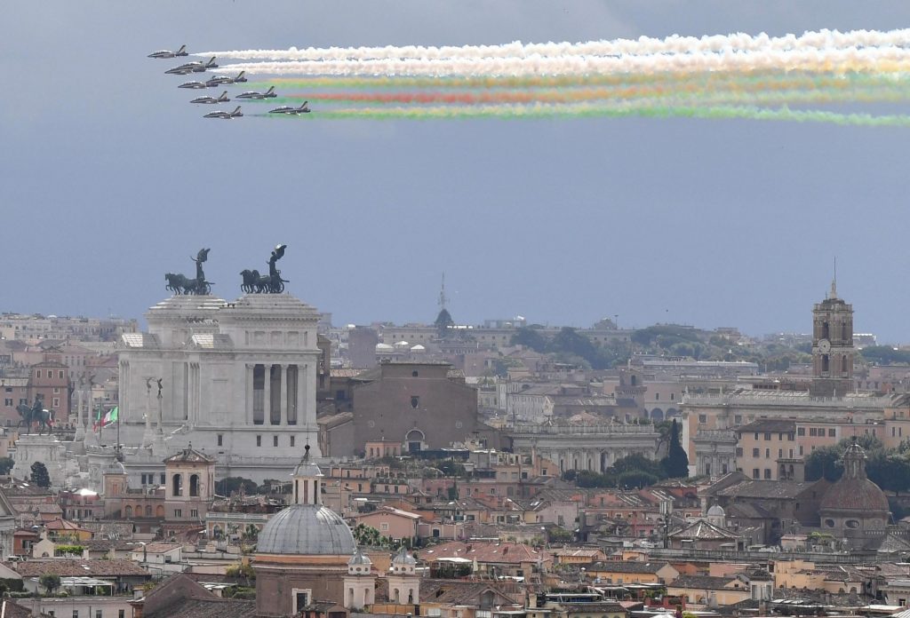 Ιταλία: Σκέψεις για ακύρωση της γιορτής των Ενόπλων Δυνάμεων για λόγους ασφαλείας