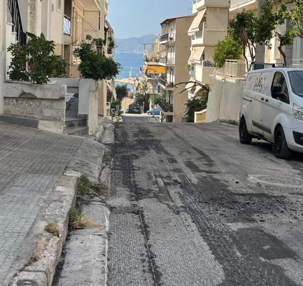 Εκτεταμένες ασφαλτοστρώσεις στην Α΄ Δημοτική Κοινότητα  από τον Δήμο Πειραιά