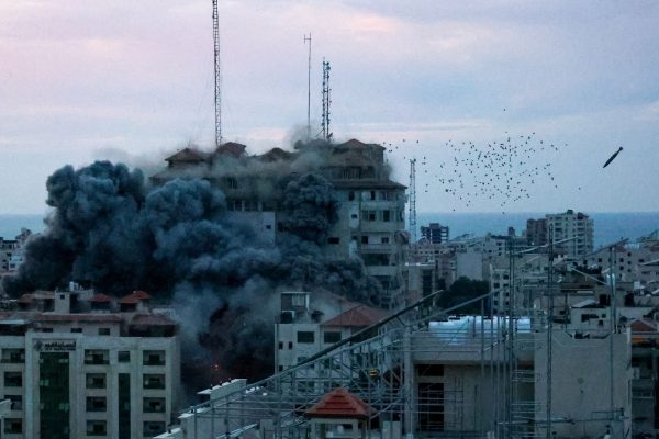 Τι συμβαίνει στη Λωρίδα;