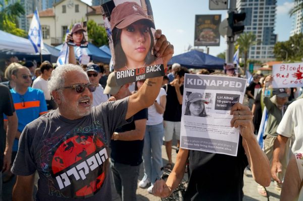 Ισραήλ: «Μην απαντάτε στον πόνο μας με θάνατο», λέει ο αδελφός θύματος της Χαμάς