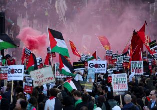 Λαοθάλασσα υπέρ της Παλαιστίνης στο Λονδίνο – «Είναι μέρα αλληλεγγύης» (φωτογραφίες+βίντεο)