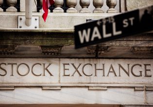 Αγορές: Κρίσιμη εβδομάδα εν όψει – Τα βλέμματα σε Fed, Apple και αγορά εργασίας