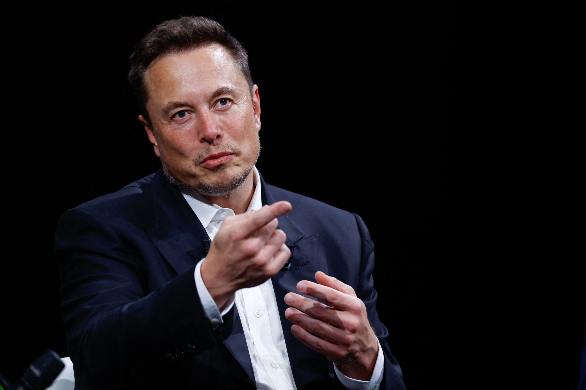 Elon Musk offers Wikipedia $1 billion to change its name – his “outrageous” proposal.