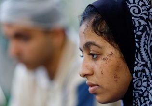 Πόλεμος Ισραήλ – Χαμάς: «Μας είπαν να εγκαταλείψουμε το σπίτι μας και μας βομβάρδισαν»