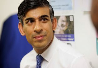 Ρίσι Σούνακ: Απέλυσε μέλος της κυβέρνησής του επειδή ζήτησε κατάπαυση του πυρός στη Λωρίδα της Γάζας