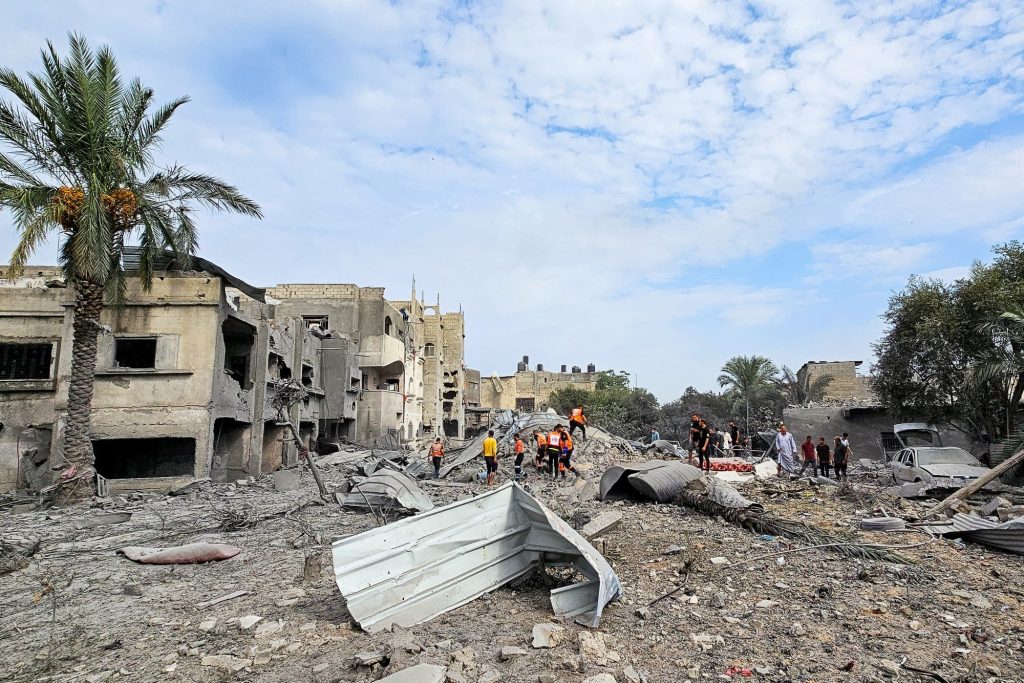 Γάζα: Δορυφορικές φωτογραφίες αποτυπώνουν την καταστροφή – «Βομβαρδίζουν σε βορρά και νότο», λέει η Χαμάς